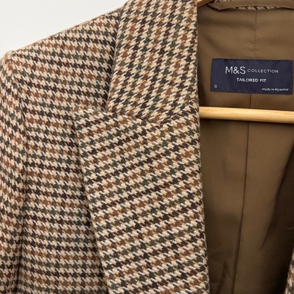 Women’s classic brown checked blazer - Picture 8 of 8